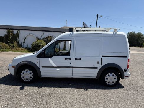 Used 2013 Ford Transit Connect XLT image 10