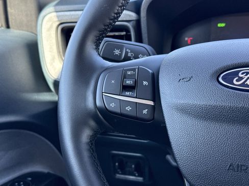 Used 2025 Ford Maverick XLT w/ Equipment Group 301A image 17