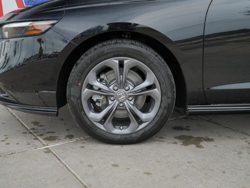 New 2026 Honda Accord EX-L image 12