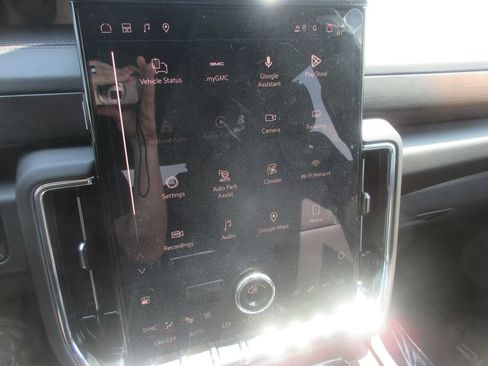 New 2026 GMC Yukon Denali w/ Denali Reserve Package AWD/4WD image 19