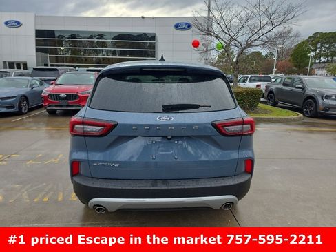 Used 2018 Ford Escape Titanium w/ Ford Safe & Smart Package image 7