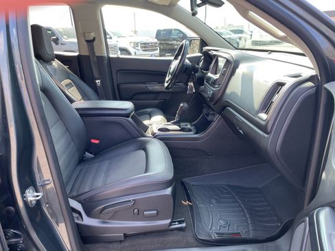 Used 2015 GMC Canyon SLE w/ All-Terrain Adventure Package image 28