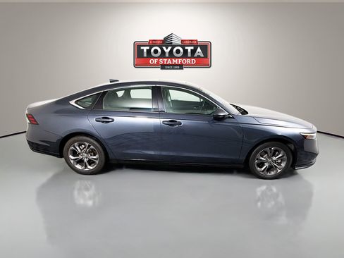 Used 2023 Honda Accord EX-L image 8