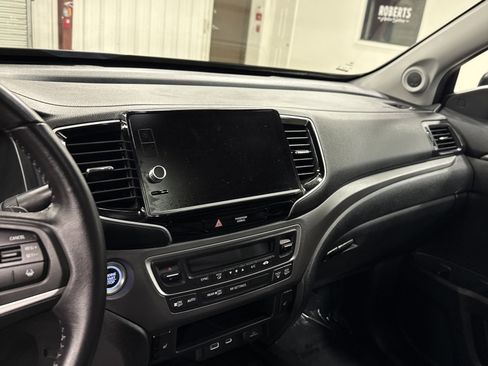 Used 2025 Honda Ridgeline RTL+ image 8