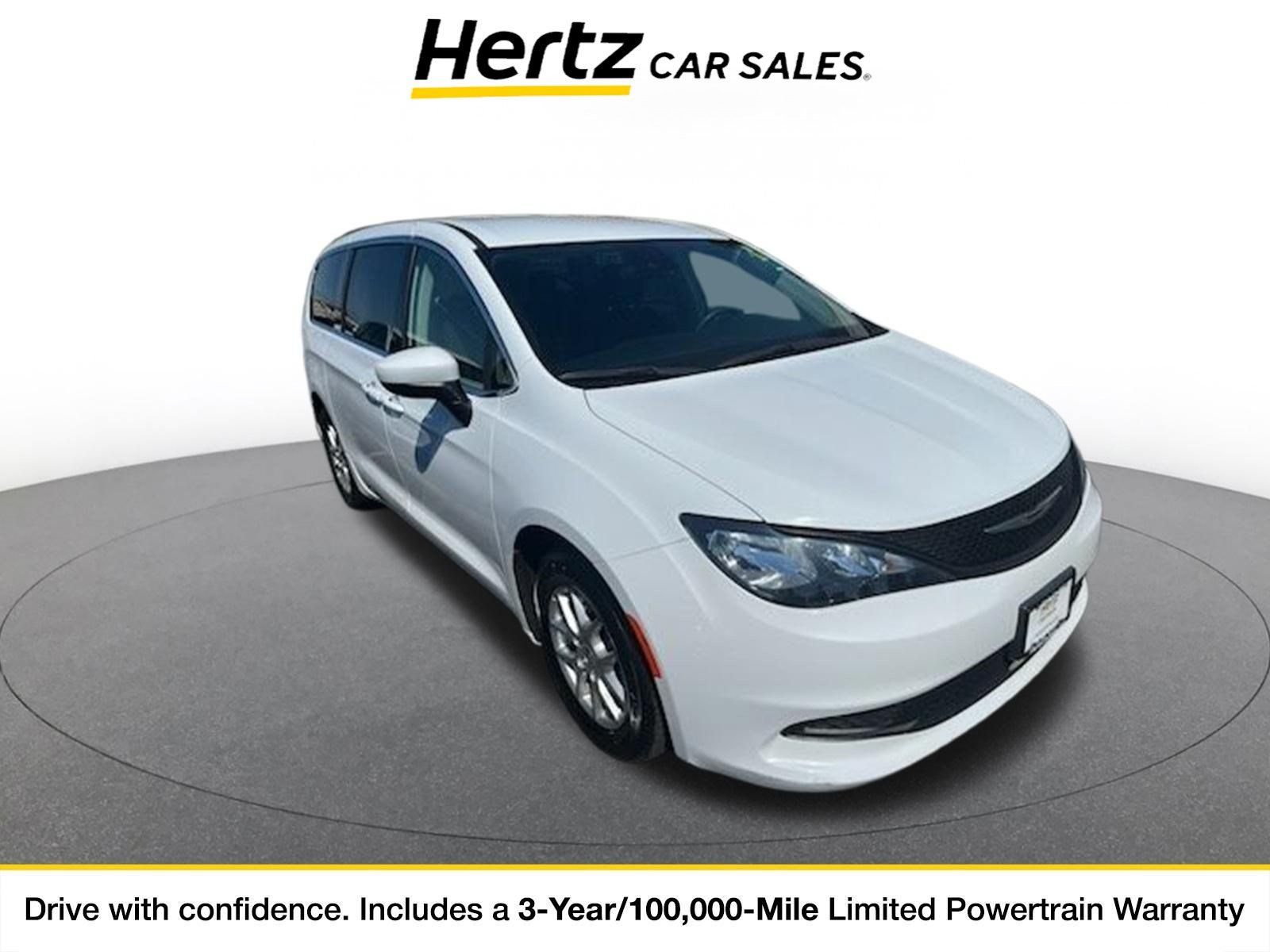 Used 2023 Chrysler Voyager LX FWD image 1