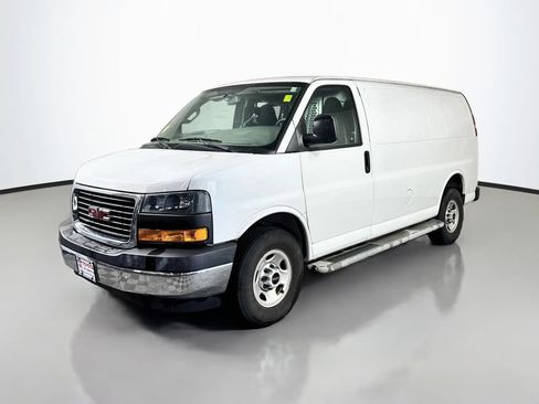 Used 2019 GMC Savana 2500 w/ Driver Convenience Package RWD image 2
