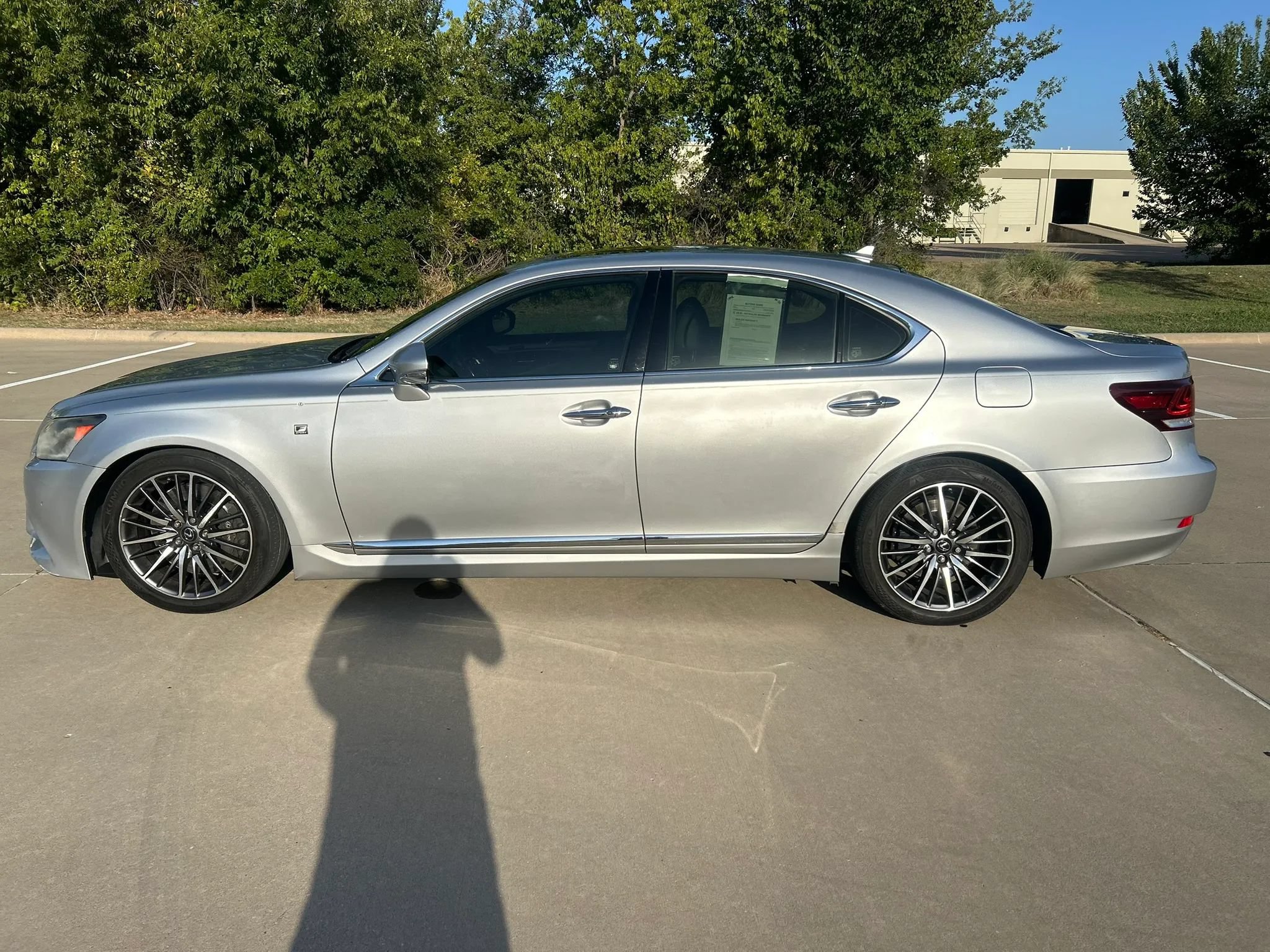 Used 2013 Lexus LS 460 w/ F-Sport Pkg RWD image 9