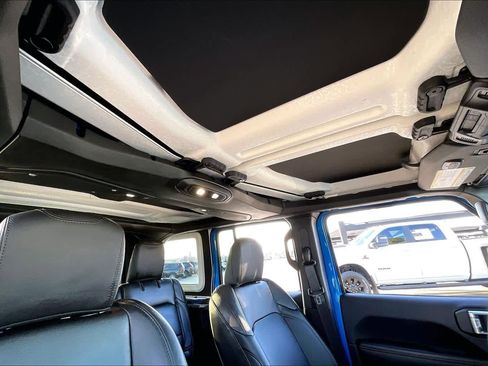 Used 2024 Jeep Wrangler Sahara w/ Technology Group image 13