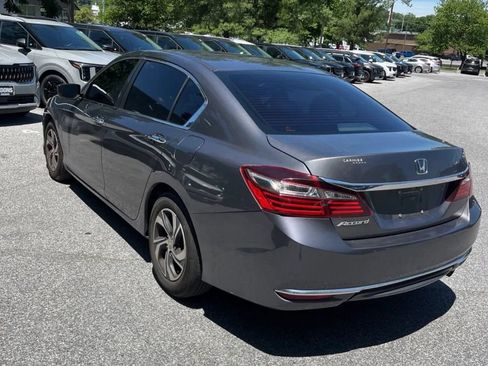 Used 2017 Honda Accord LX image 3