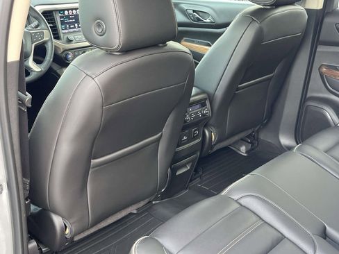 Used 2017 GMC Acadia Denali w/ Technology Package image 19