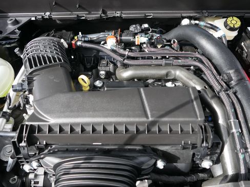 Used 2026 Ford Maverick Lobo AWD/4WD image 31