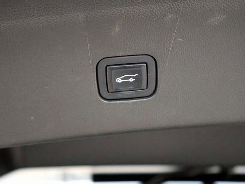 Used 2023 Buick Enclave Essence w/ Experience Buick Package image 11