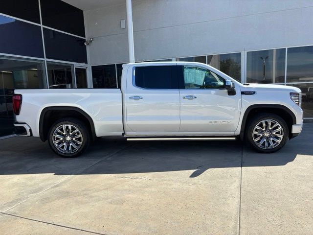 Used 2024 GMC Sierra 1500 Denali w/ Denali Reserve Package AWD/4WD image 2