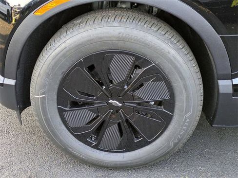 New 2026 Chevrolet Blazer EV LT image 30