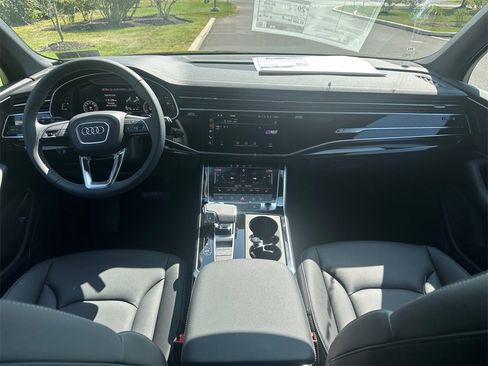 New 2025 Audi Q7 3.0T Premium image 11