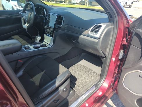 Used 2019 Jeep Grand Cherokee SRT AWD/4WD image 33