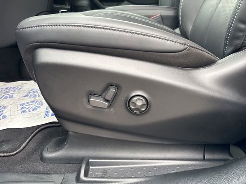 New 2026 Chrysler Pacifica Select image 58