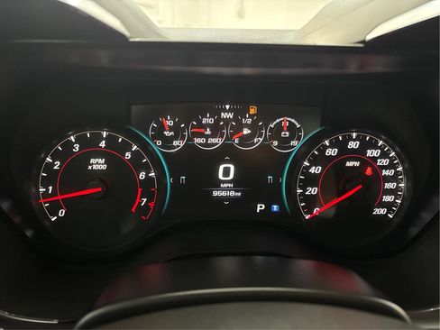 Used 2018 Chevrolet Camaro SS RWD image 23