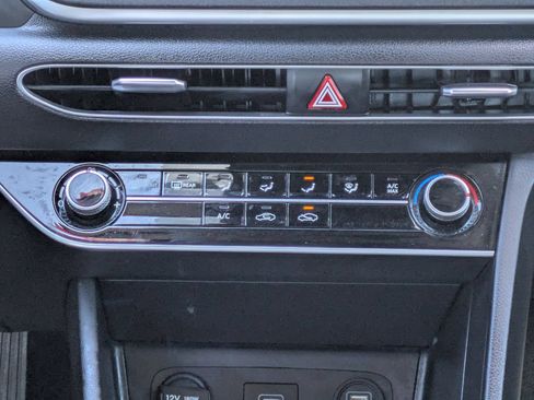 Certified 2023 Hyundai Sonata SE FWD image 28