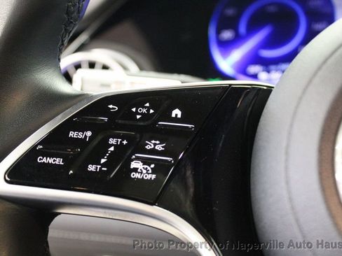 Used 2023 Mercedes-Benz EQS 580 4MATIC SUV image 21