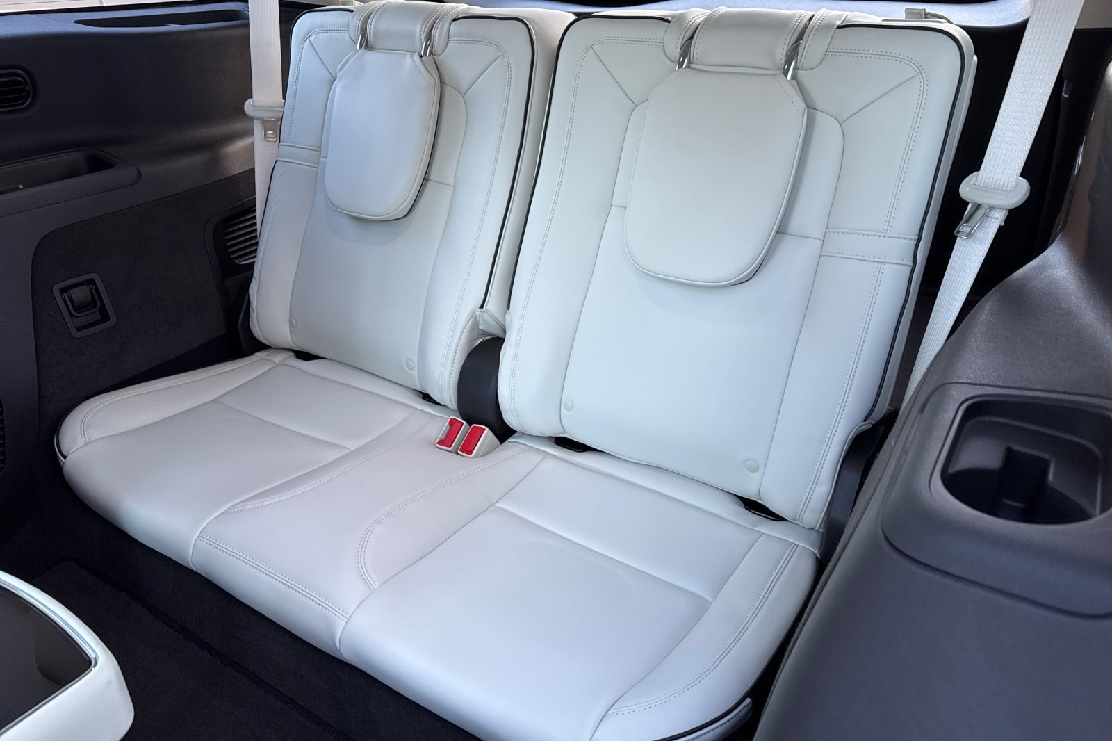 Certified 2023 Lincoln Aviator Black Label w/ Dynamic Handling Package AWD/4WD image 15