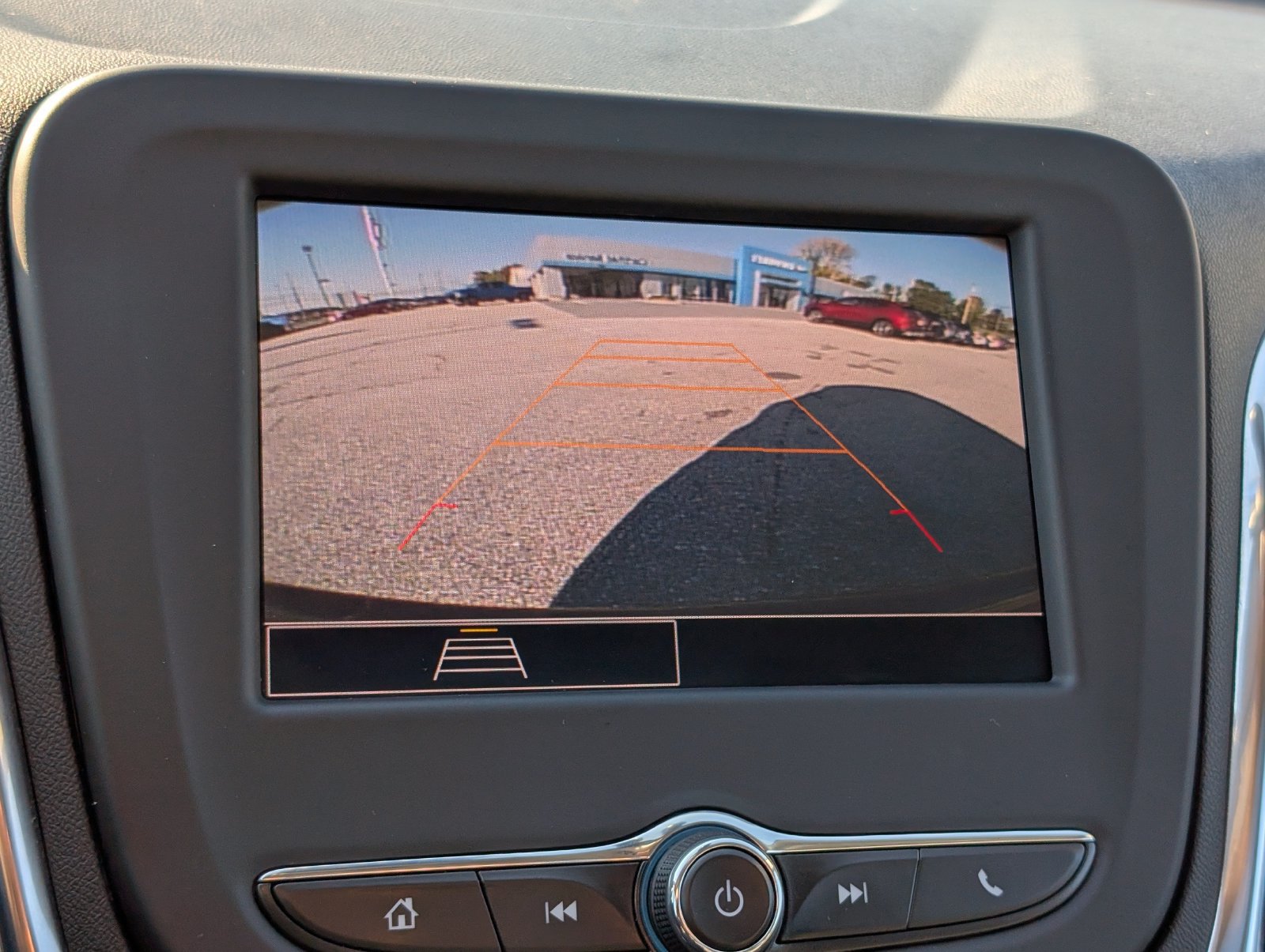 Used 2023 Chevrolet Equinox LT FWD image 30