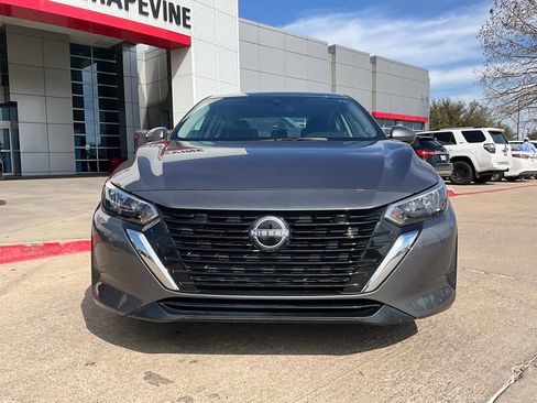 Used 2025 Nissan Sentra S image 3