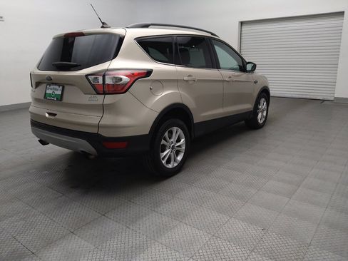 Used 2018 Ford Escape SEL FWD image 9