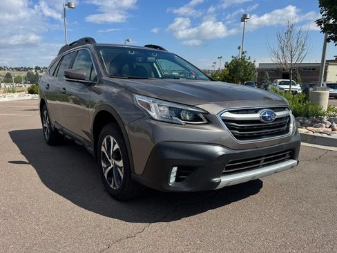 Used 2022 Subaru Outback Limited AWD/4WD image 1