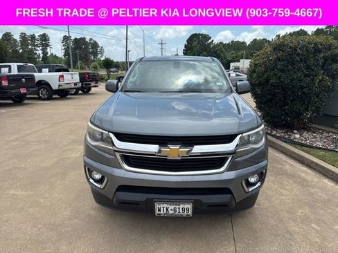Used 2018 Chevrolet Colorado LT w/ LT Convenience Package RWD image 2