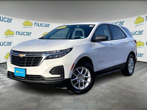 Used 2024 Chevrolet Equinox LS image 3