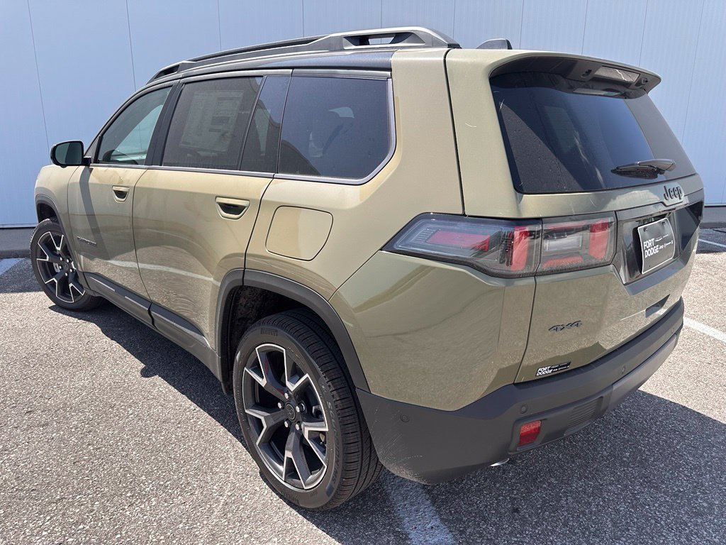 New 2026 Jeep Cherokee Overland w/ Advanced Pro Tech Group AWD/4WD image 5