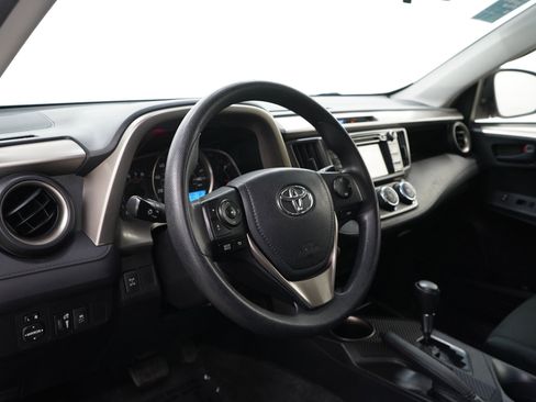 Used 2015 Toyota RAV4 LE image 17