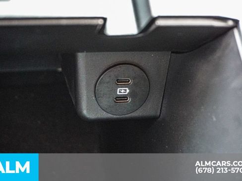 Used 2025 Ford Explorer ST-Line AWD/4WD image 47