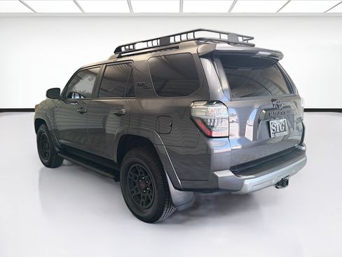Used 2023 Toyota 4Runner TRD Off-Road Premium w/ Off Road Premium Plus Package AWD/4WD image 6