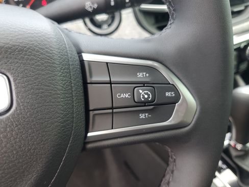 New 2026 Jeep Compass Latitude image 14