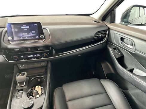 Used 2023 Nissan Rogue SL AWD/4WD image 25