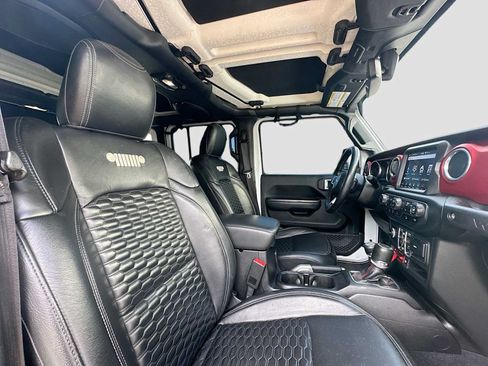 Used 2018 Jeep Wrangler Unlimited Rubicon AWD/4WD image 28