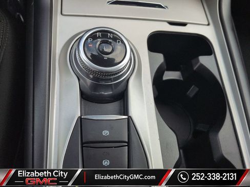 Used 2023 Ford Explorer XLT AWD/4WD image 13