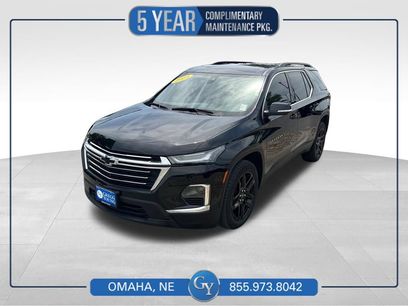 Used 2023 Chevrolet Traverse LT w/ Rear Camera Mirror Package
