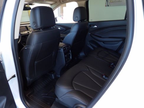 Used 2018 Buick Envision Essence w/ LPO, Cargo Package AWD/4WD image 18