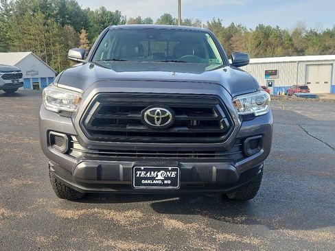 Used 2020 Toyota Tacoma SR AWD/4WD image 8