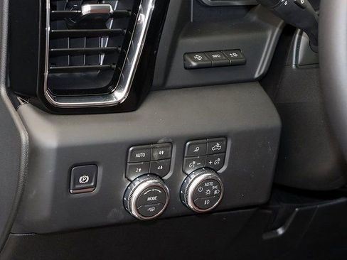 New 2026 GMC Sierra 2500 Denali Ultimate w/ Max Trailering Package image 26