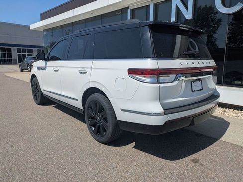 Certified 2024 Lincoln Navigator Black Label AWD/4WD image 4