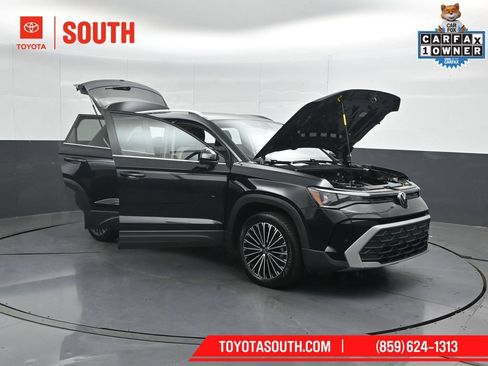 Used 2025 Volkswagen Taos SE FWD image 55