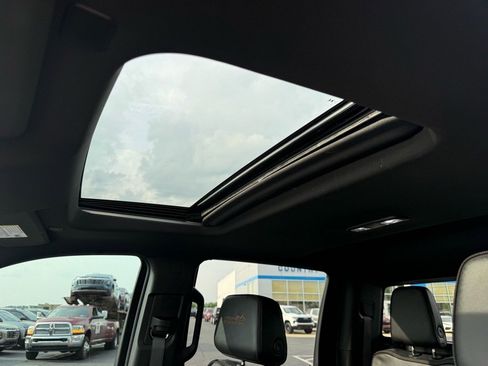 Used 2025 Chevrolet Silverado 2500 High Country w/ High Country Premium Package image 17