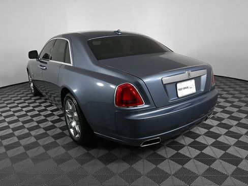 Used 2010 Rolls-Royce Ghost image 4