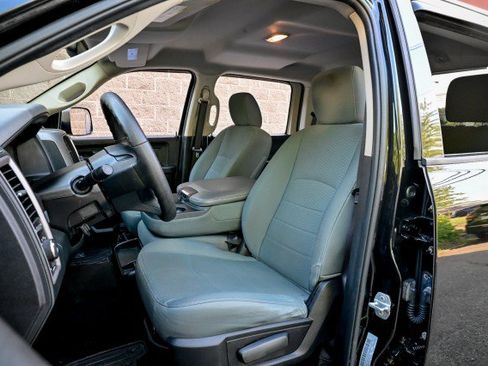 Used 2016 RAM 1500 Express AWD/4WD image 16