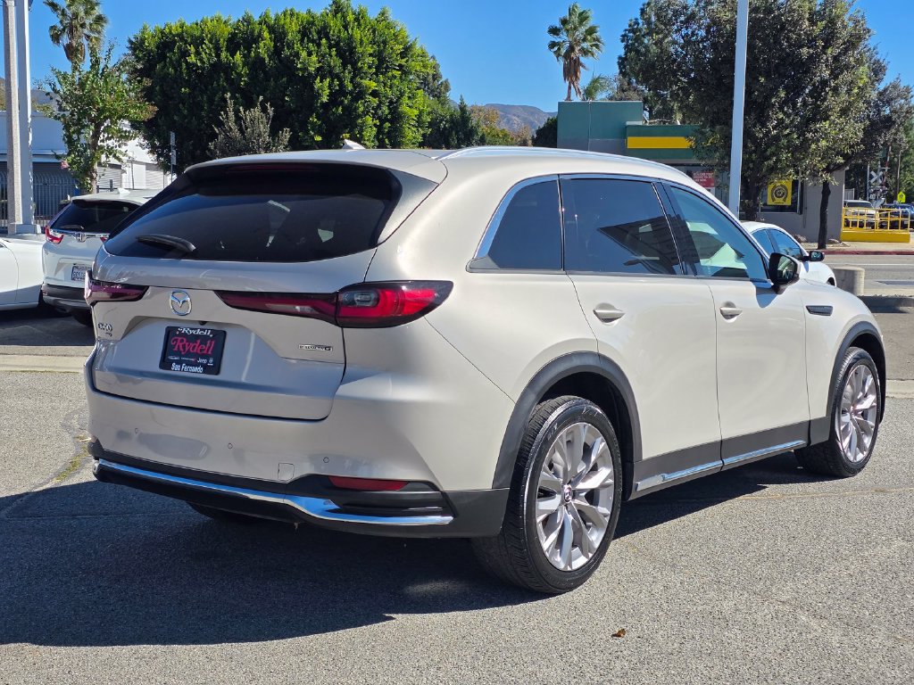 Used 2024 MAZDA CX-90 3.3 Turbo w/ Premium Package AWD/4WD image 5