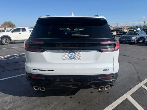Used 2026 GMC Acadia Denali Ultimate AWD/4WD image 5